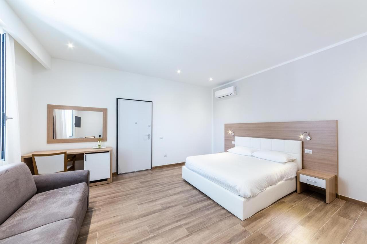 La Promenade Rooms & Suites Olbia Zewnętrze zdjęcie